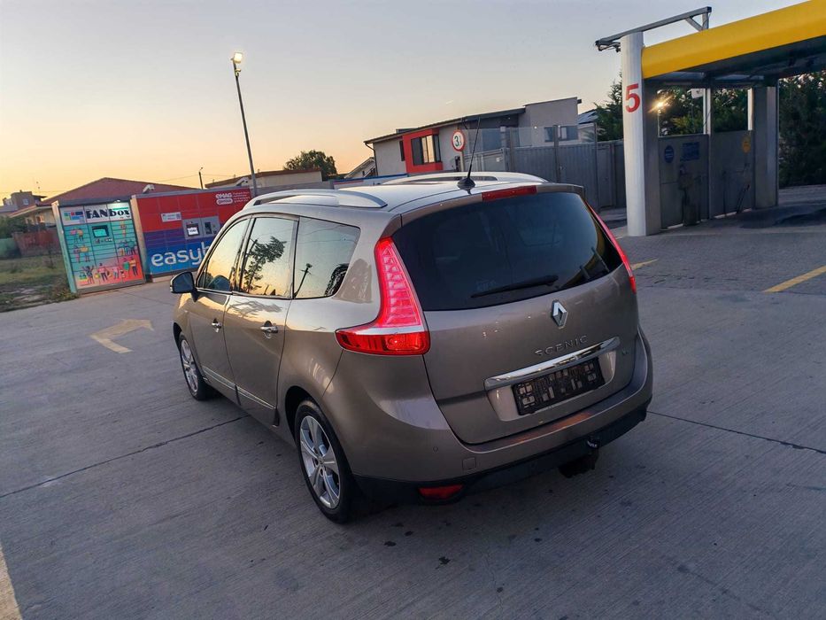 Renault Grand Scenic Bose Edition 7 locuri 2013
