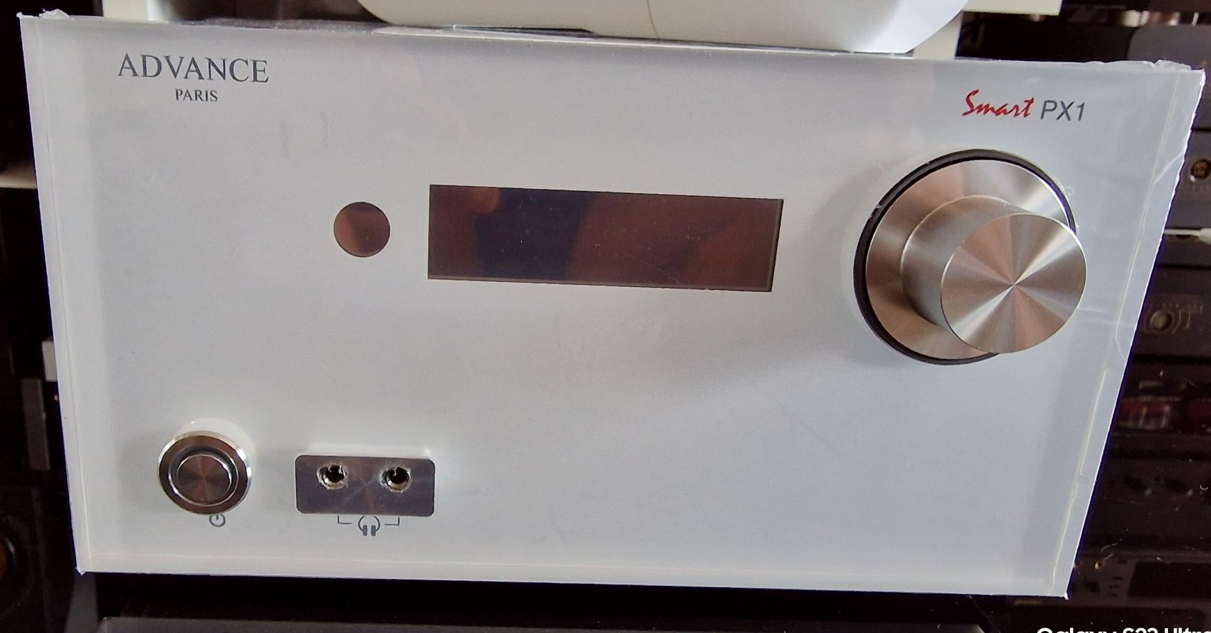 Предусилвател Advance Paris PX1