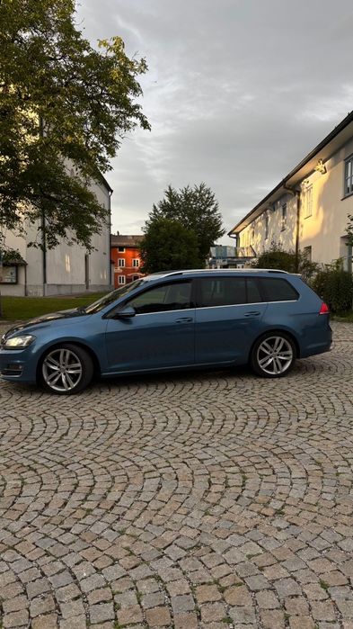 Golf 7  2.0 TDI 150CP, înmatriculat unic proprietar,mașina este full!
