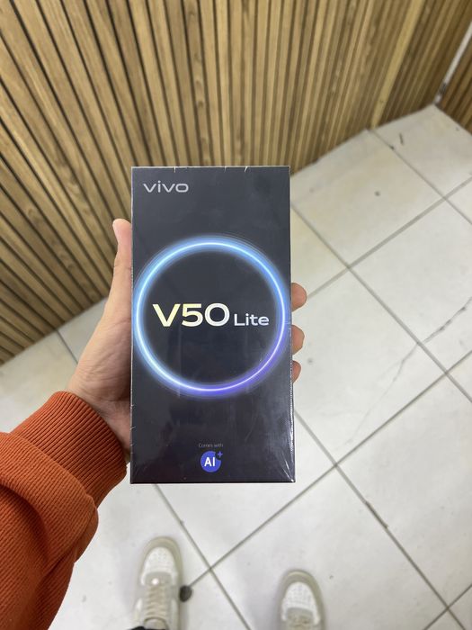 Vivo V50 Lite Gold