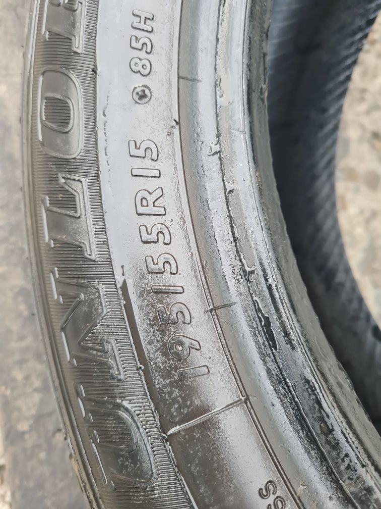 2 Anvelope de vara *195/55R15*Dunlop*LICHIDARE STOC*50 Lei Buc*
