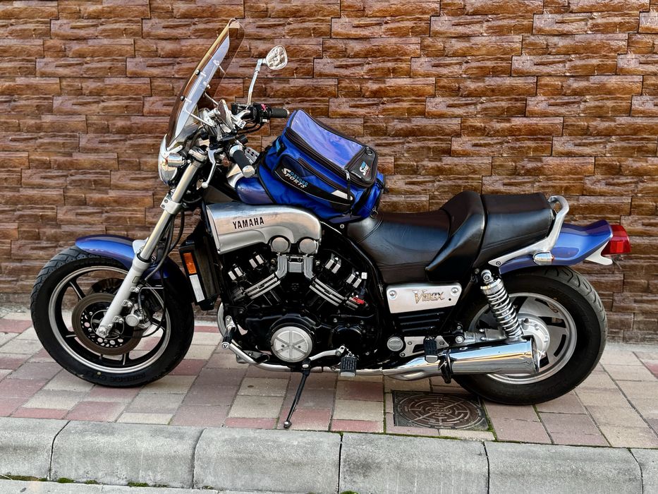 Yamaha V Max 1200