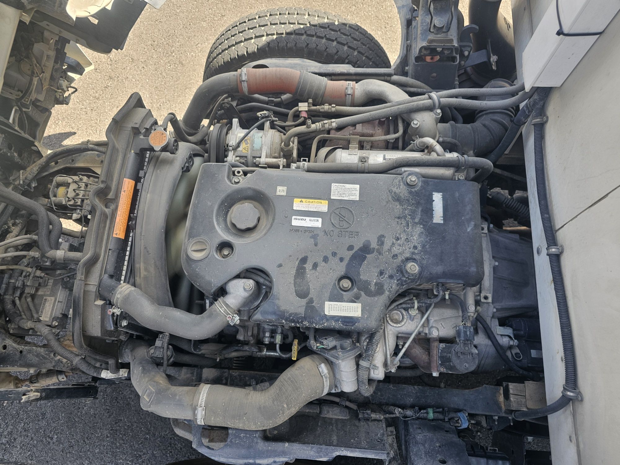 ISUZU NLR 85A ref 2010 йил холодильник. Исузу рефрижиратор 3,5 тонна