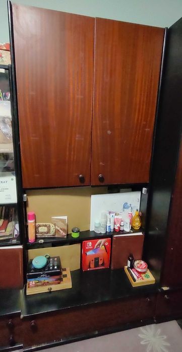 Секция от три части