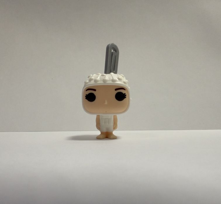 Оди со скрепкой Stranger things kinder joy