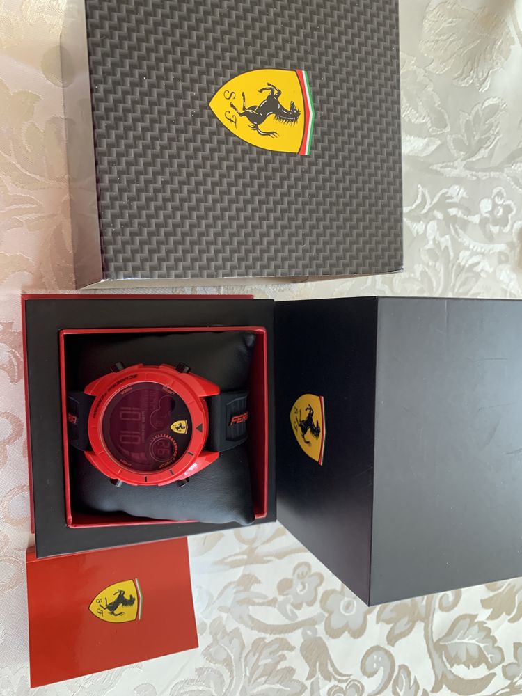 Ceas FERRARI SCUDERIA editie limitata