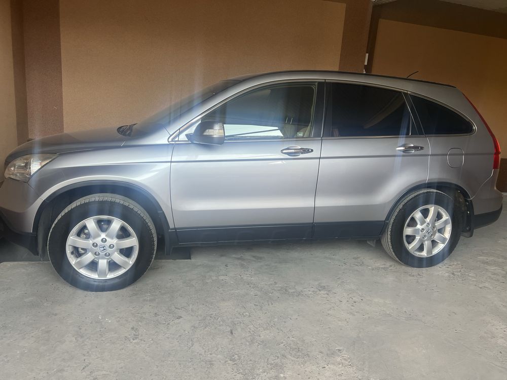 Honda CR-V 2008 holati zo’r 148 min yurgan kraska toza tekshirvolasila