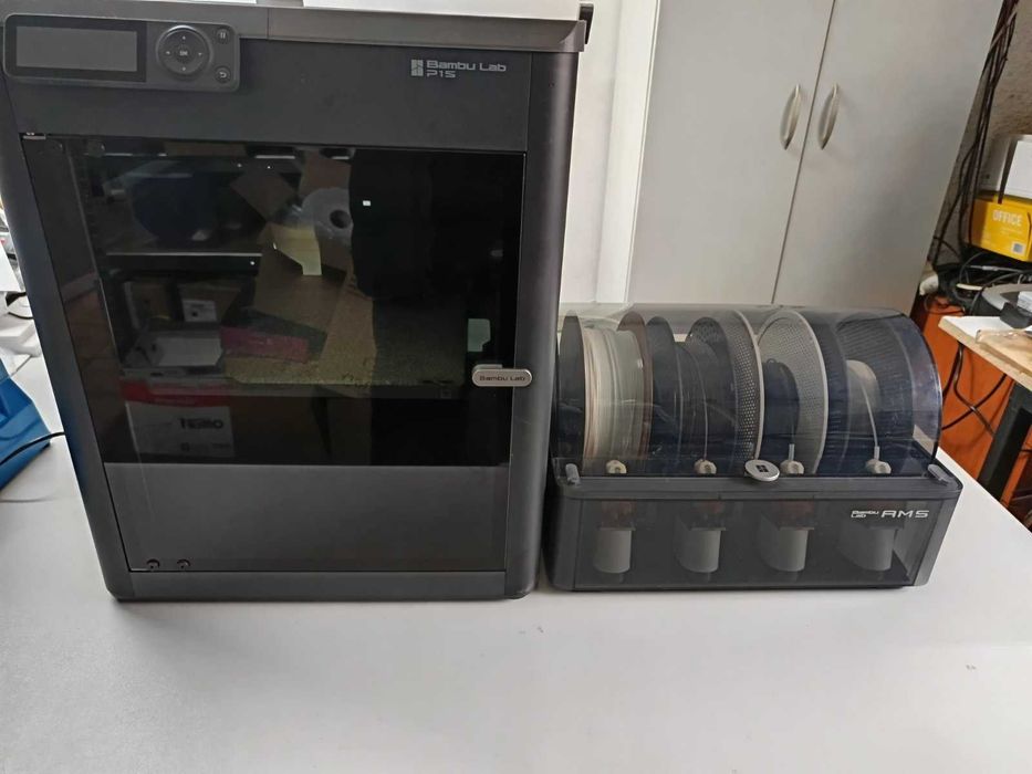 Bambu Lab P1S Combo 3d принтер и A1 Combo с AMS-и.