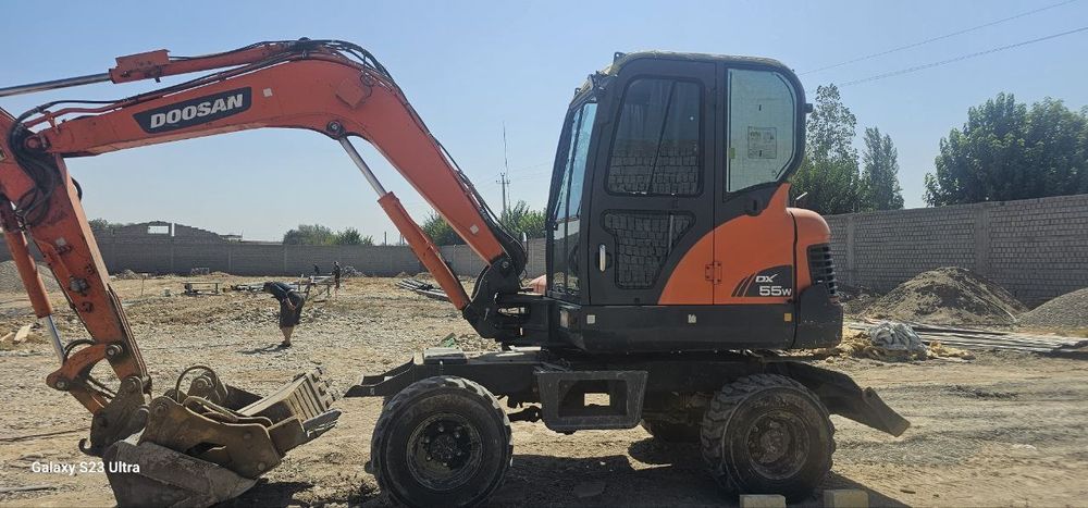 Экскаватор хизмати   Ekskavator Hizmati