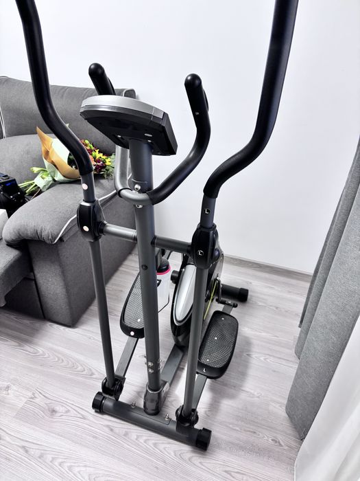 Bicicleta eliptica E380 Techfit