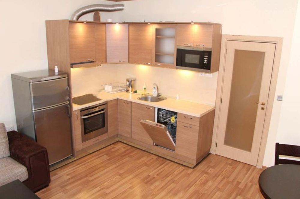 Дава се под наем Двустаен апартамент в София, Дружба 2 - 73 кв.м за 590 € - Снимка #2