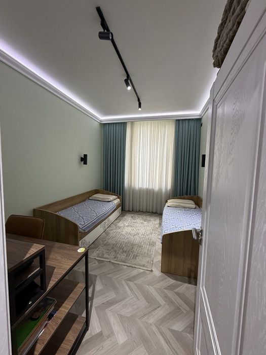 Срочно Продаётся Кушбеги Новостройка 3/5/9 евро ремонт с мебелью !