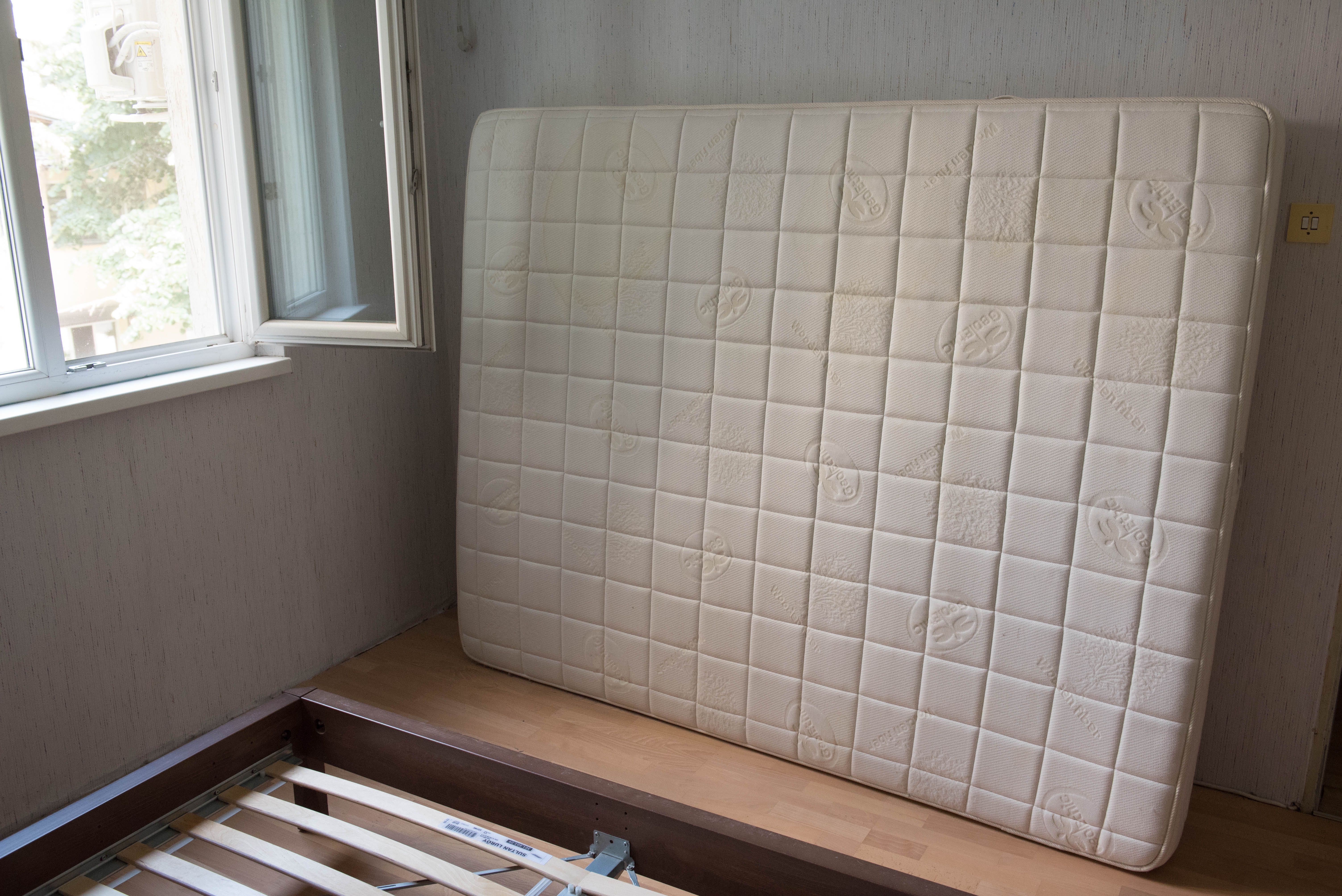 Ikea: кресла EKERÖ,  спалня Stockholm, параван RISÖR