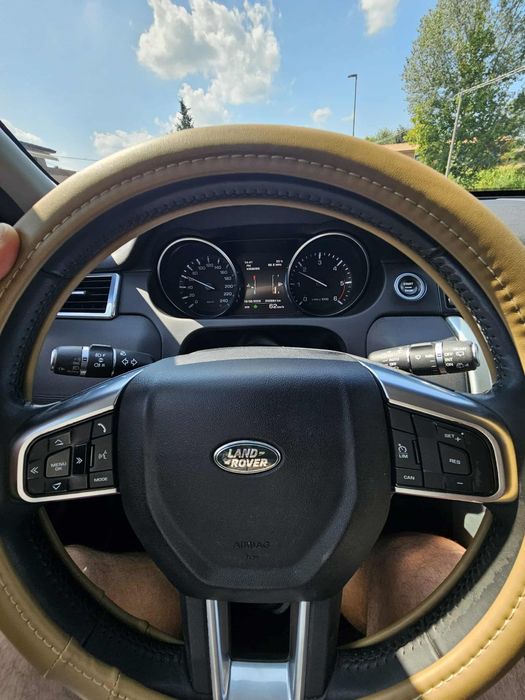 Land Rover Discovery 9,900€