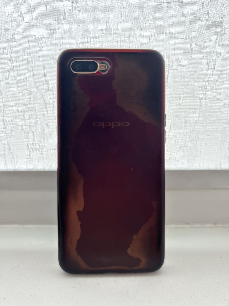 Телефон Oppo