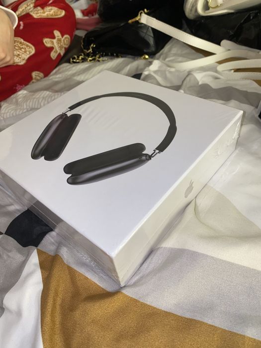 Casti airpods Max apple sigilate