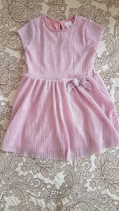 Продам платье для девочки