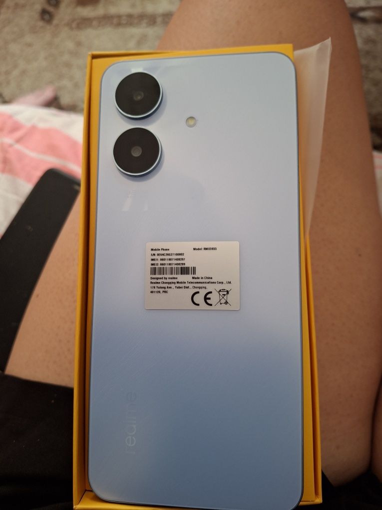 Продавам realme note 60