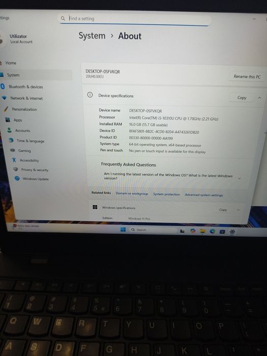 Vând Laptop I5 Lenovo L15