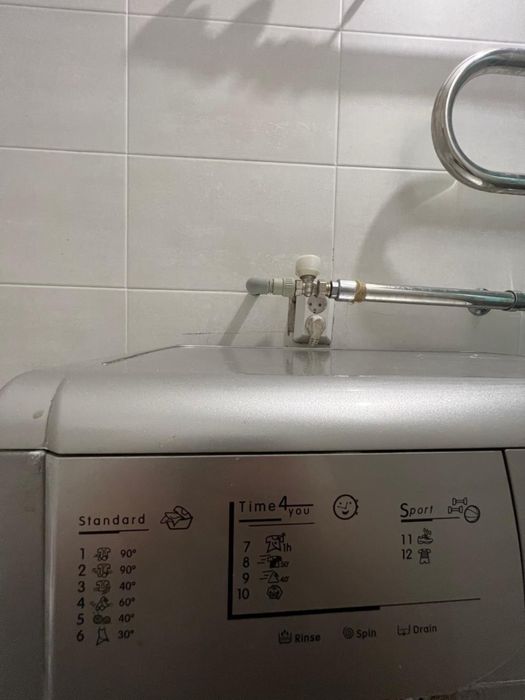 Стиральная машина INDESIT в хорошем состоянии