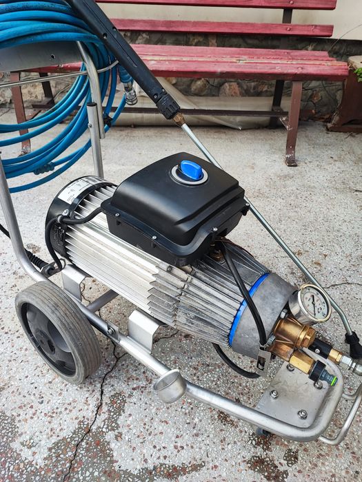 Aparat de spălat cu presiune trifazic Nilfisk Poseidon 7