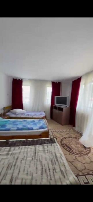 Chirie apartament la casă