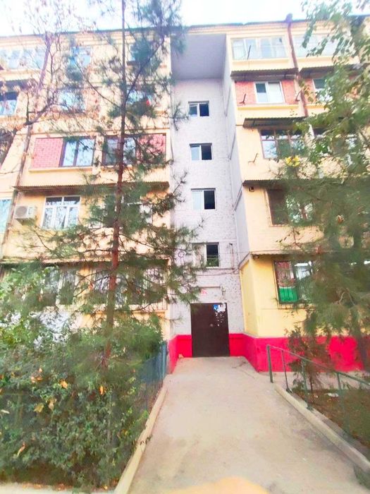 Продается срочно Яшнабадском районе