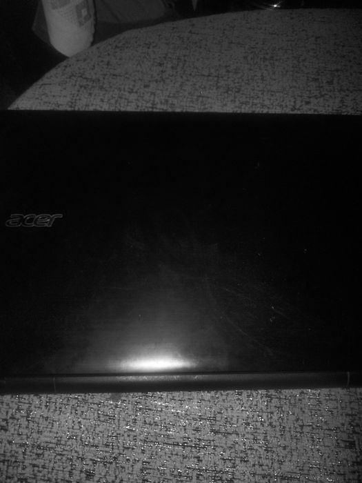 Ноутбук acer в хорошем состоянии