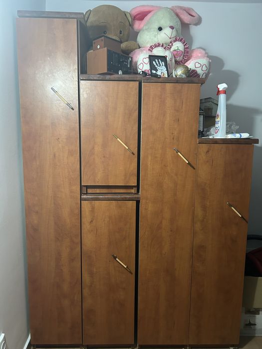 Dulap sub forma de scari pentru pod (mansarda)