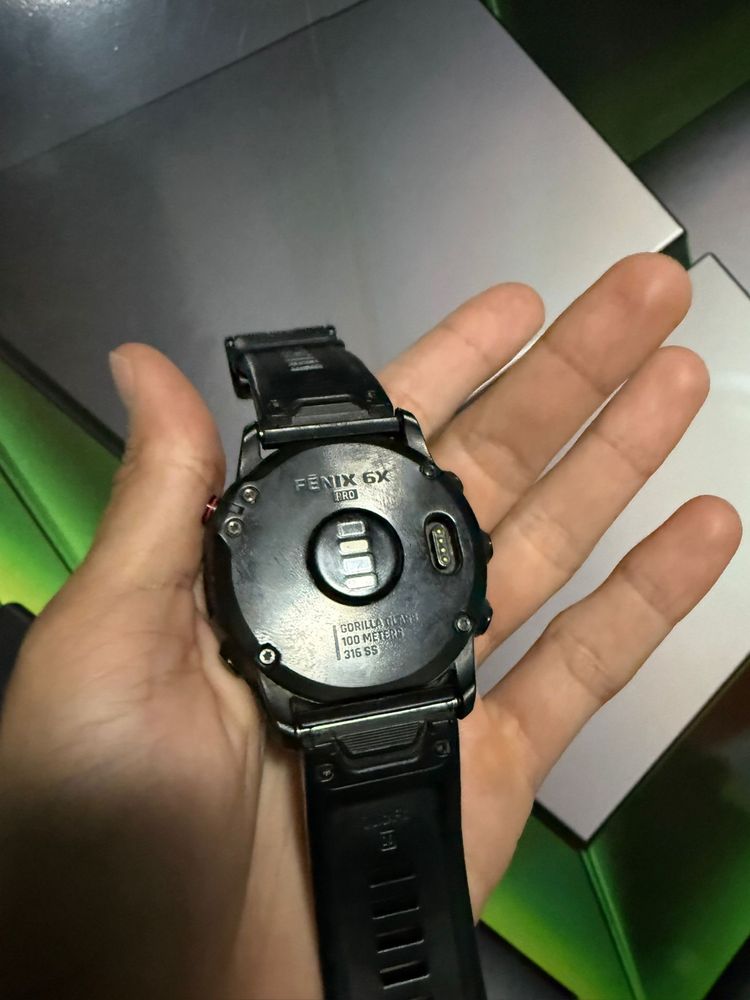 часовник Garmin Fenix 6x PRO.