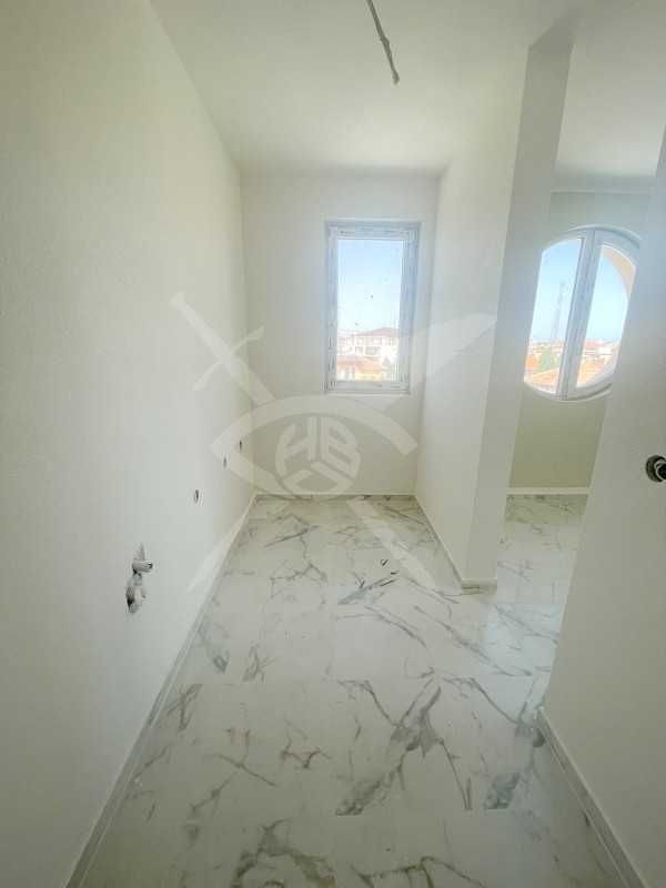 Продава се Двустаен апартамент в Поморие - 75 кв.м за 1520 €/кв.м - Снимка #4