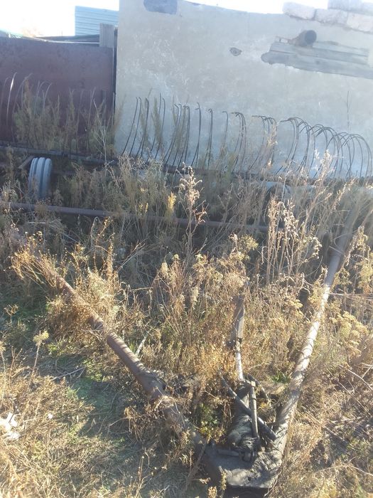Продам культиватор и грабли
