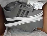 Vand Pantofi sport nou Adidas, Marimea 44