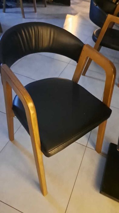 Продам стулья — 34 шт.