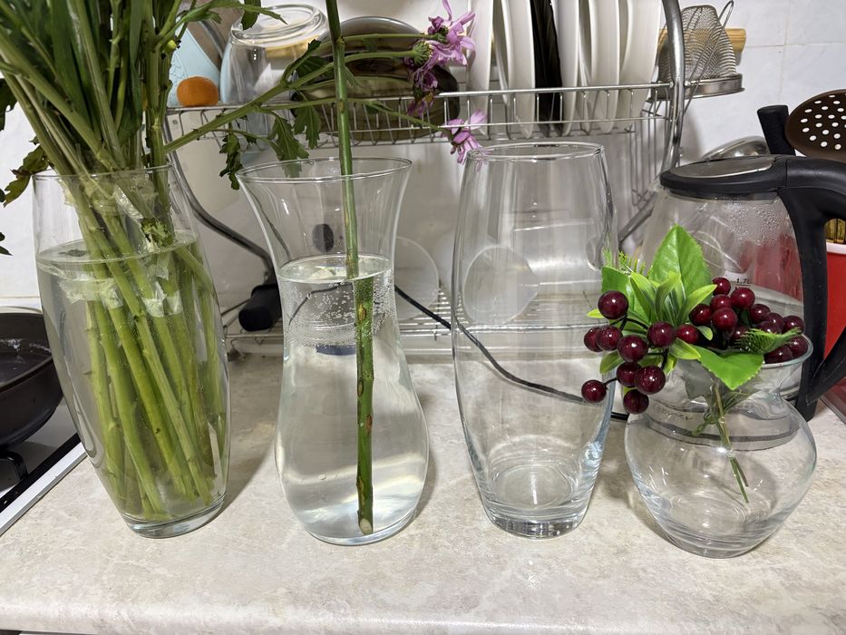 Вазы 4 штуки сразу все