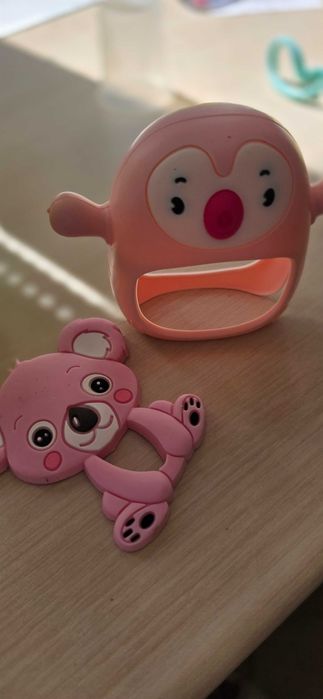 Детски прибори за хранене. Бутилки, аксесоари.