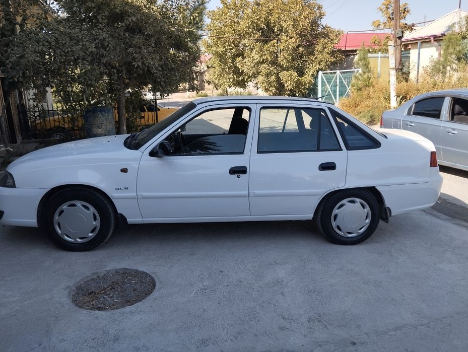Nexia 2  Sons lux