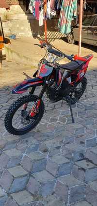 Vând motocross 125cc
