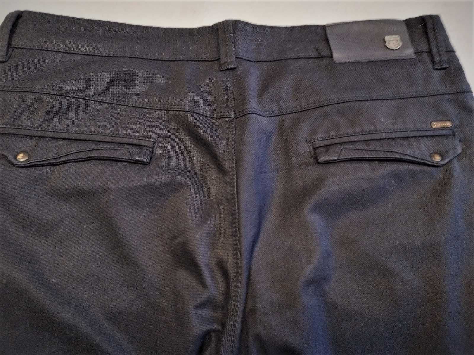 Мъжки елегантен панталон, размер 34
