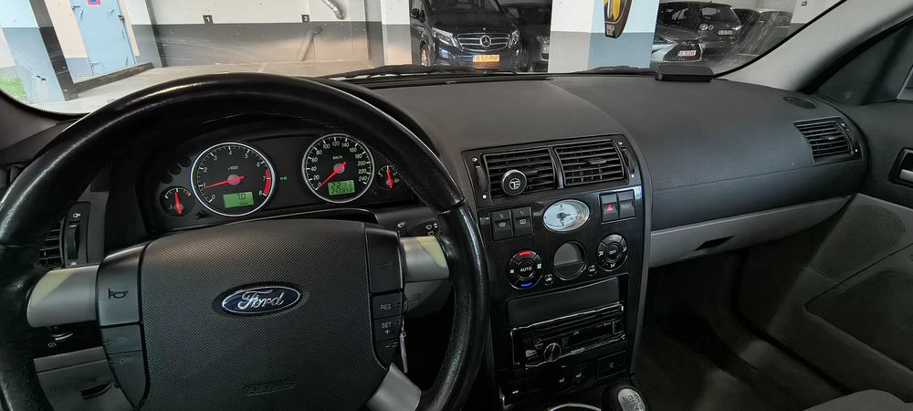 Vand Ford Mondeo Mk3 2003, 1.8l benzina