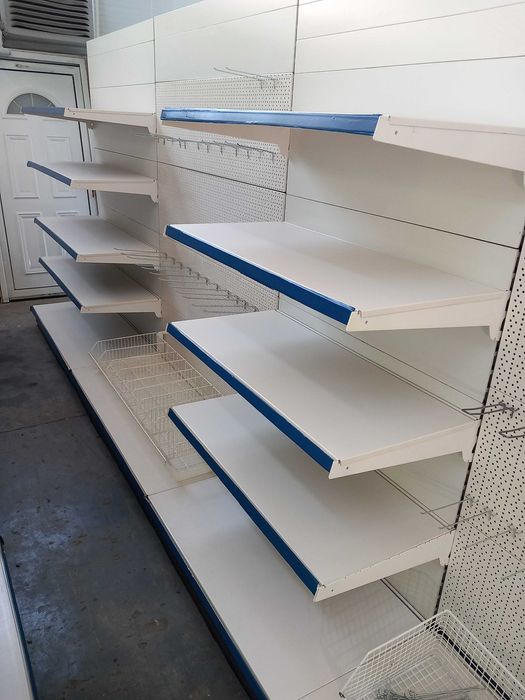Немски модулни стелажи за магазин Tegometall, много здрави