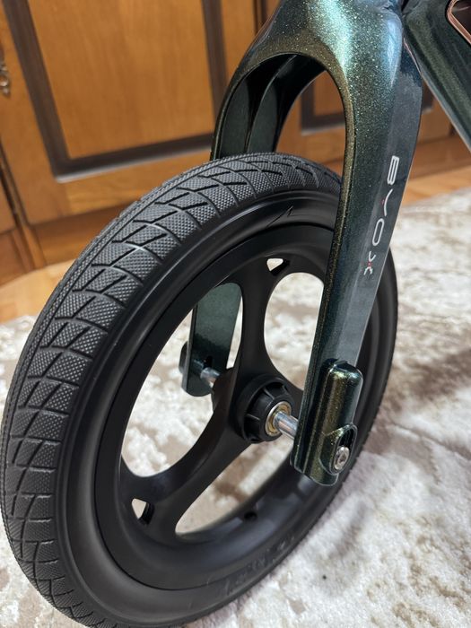 Vand bicicleta de echilibru 12inch NOUA