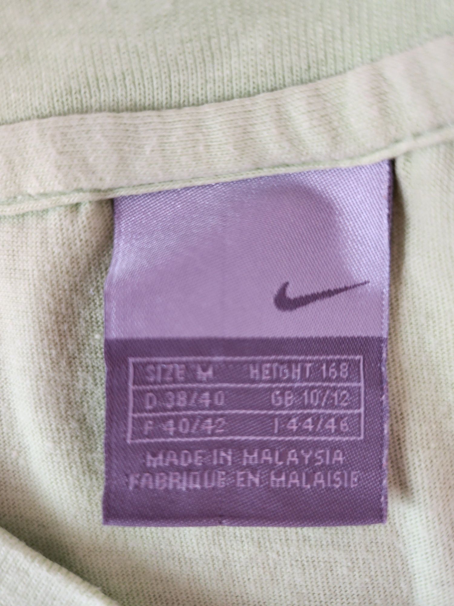 Дамска тениска NIKE