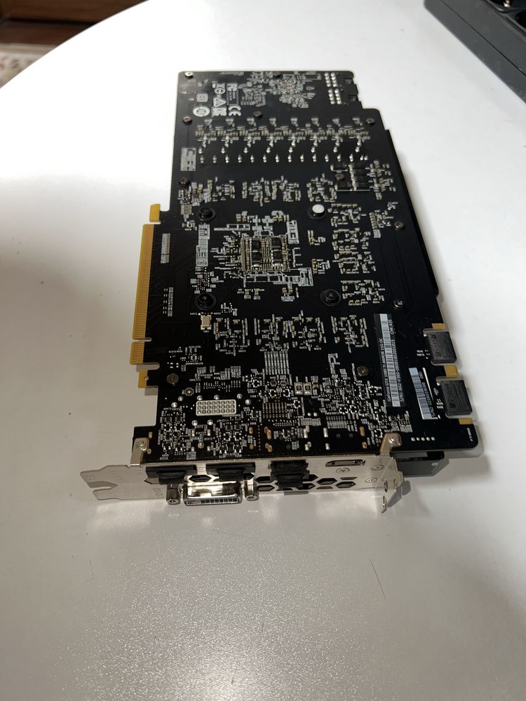MSI GeForce GTX 1080 TI Armor 11g