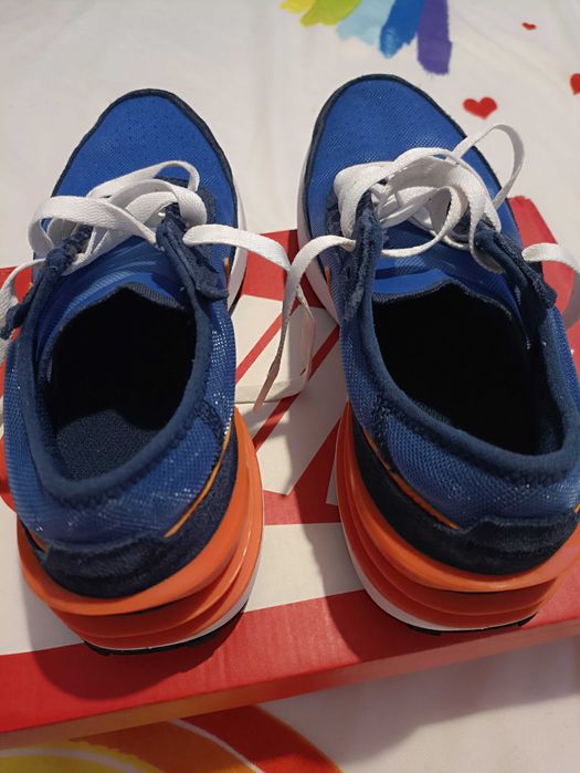 Adidași Nike ca noi