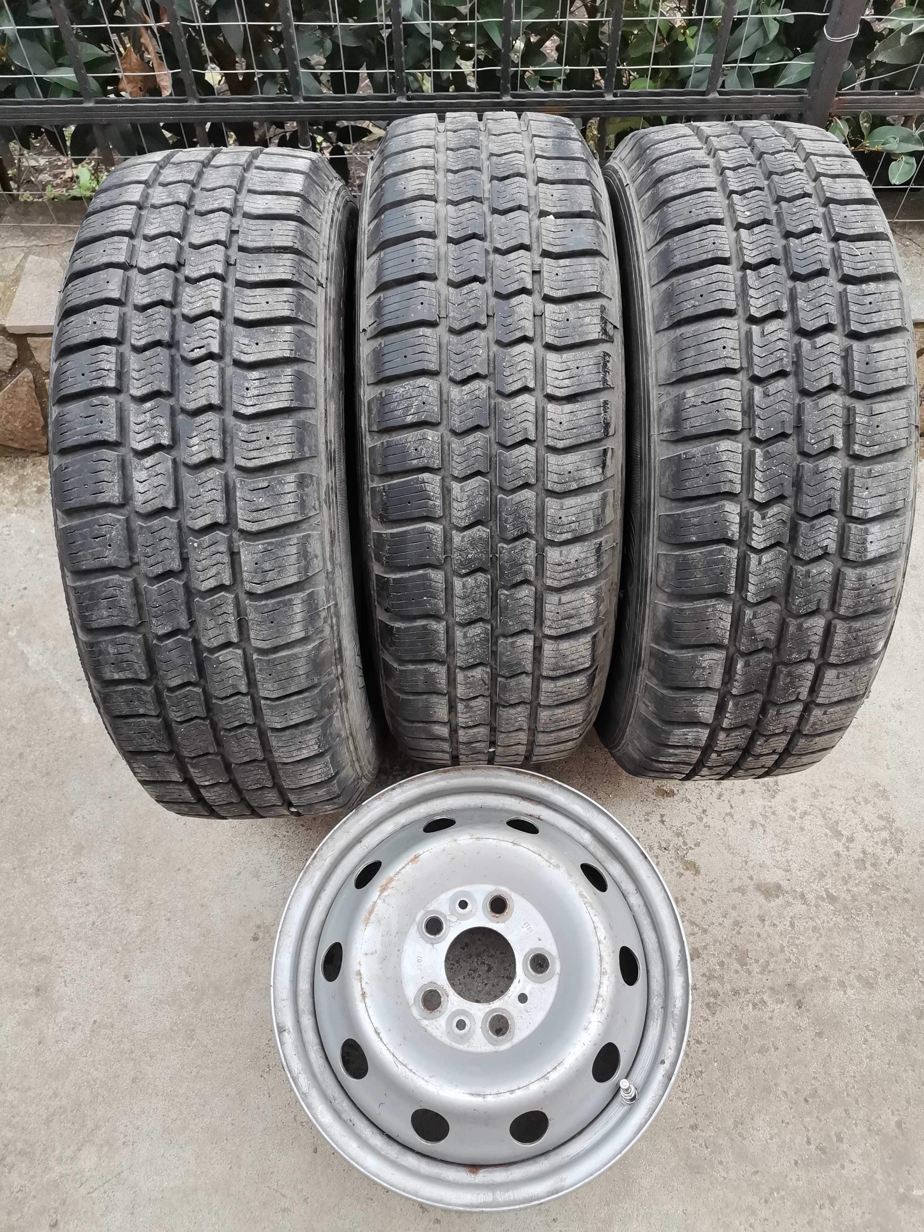 SAVA TRENTA 225/70/R15C  - НОВ Комплект