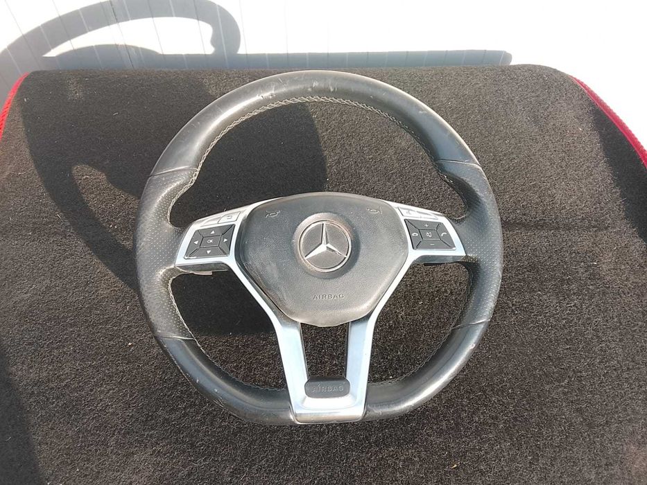 Volan cu padele Mercedes W204 W212 W207 W218 AMG