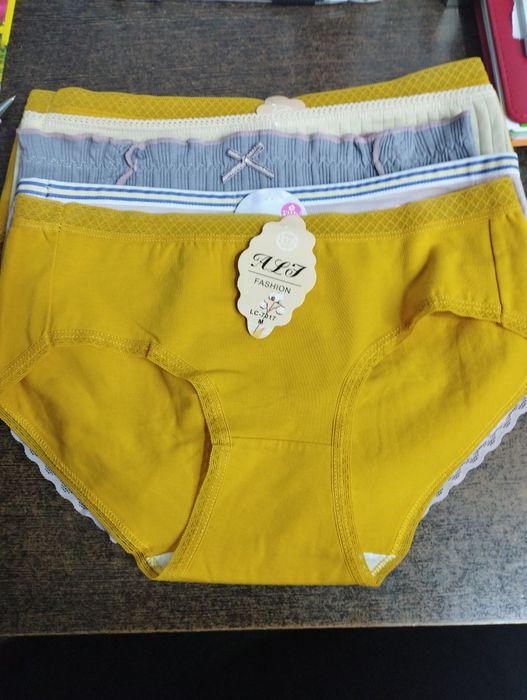 Продам новые трусики на 9-10 лет
