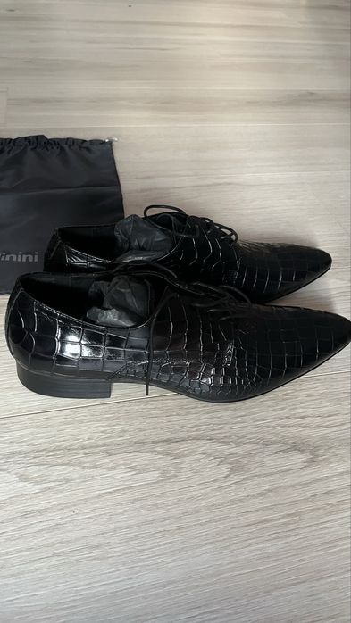 Ferragamo/ Стилни и удобни!