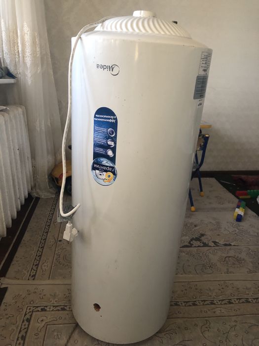 Ariston titan midea 80 liter